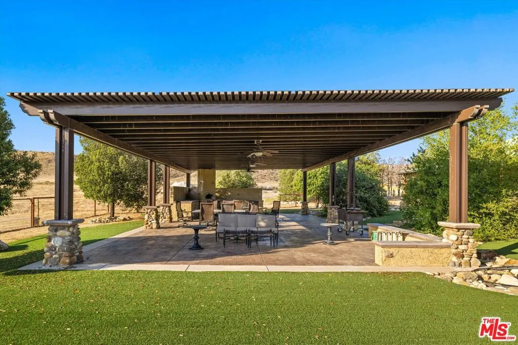 Cuyama, California 93453, United States, 2 Bedrooms Bedrooms, ,2 BathroomsBathrooms,Residential,Active,138608