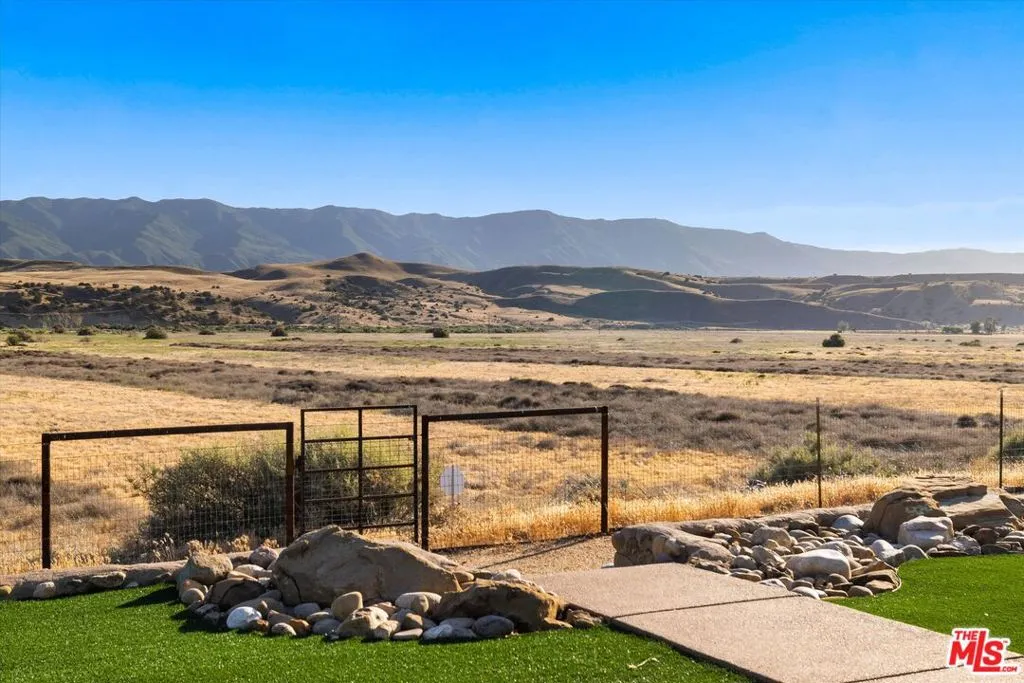 Cuyama, California 93453, United States, 2 Bedrooms Bedrooms, ,2 BathroomsBathrooms,Residential,Active,138608