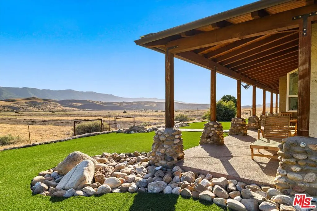 Cuyama, California 93453, United States, 2 Bedrooms Bedrooms, ,2 BathroomsBathrooms,Residential,Active,138608