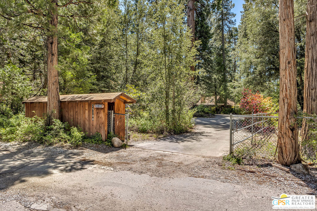 25100 Indian Rock Road