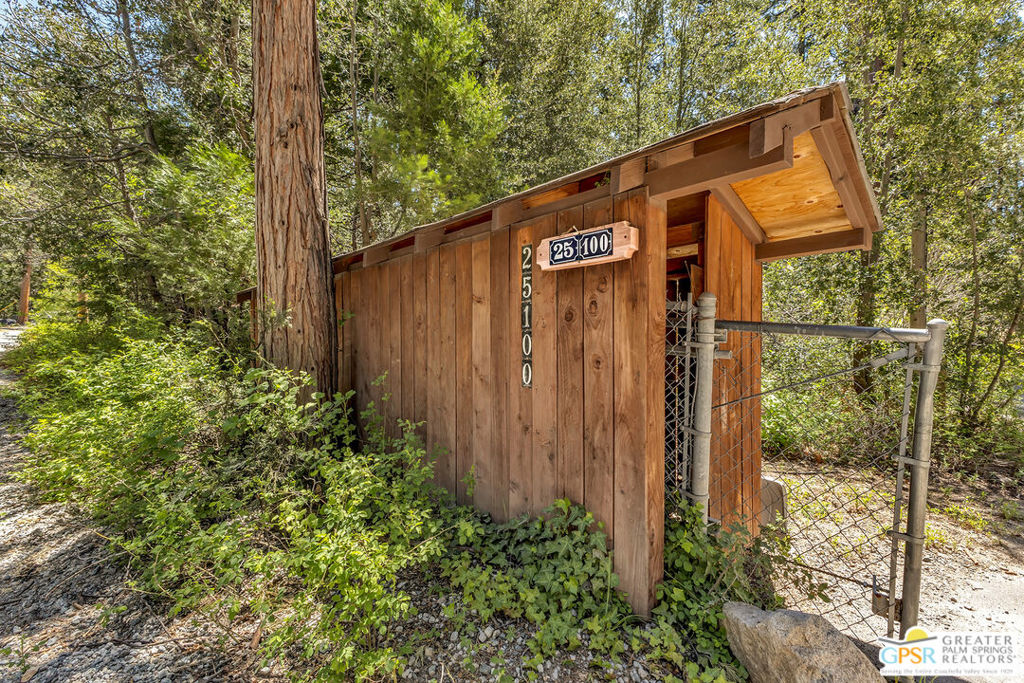 25100 Indian Rock Road