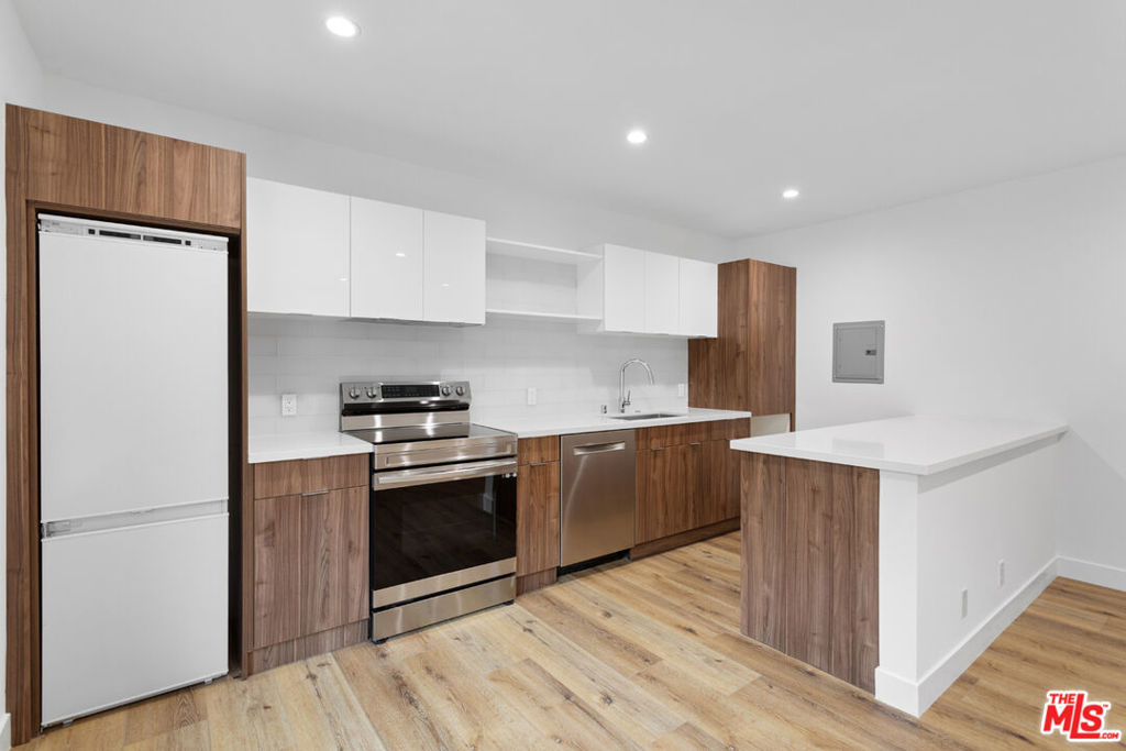 2002 4th Street 203