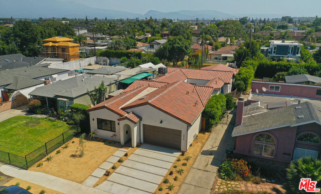 Properties 4 4936 Coolidge Avenue