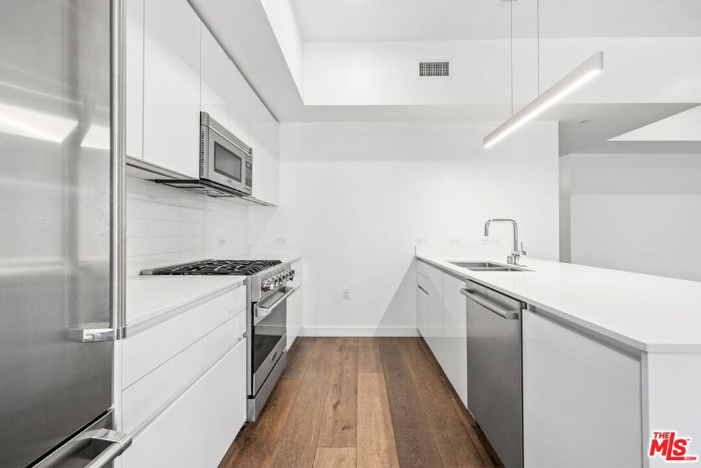 1433 14th Street 1