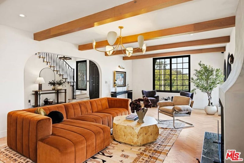 8244 Skyline Drive