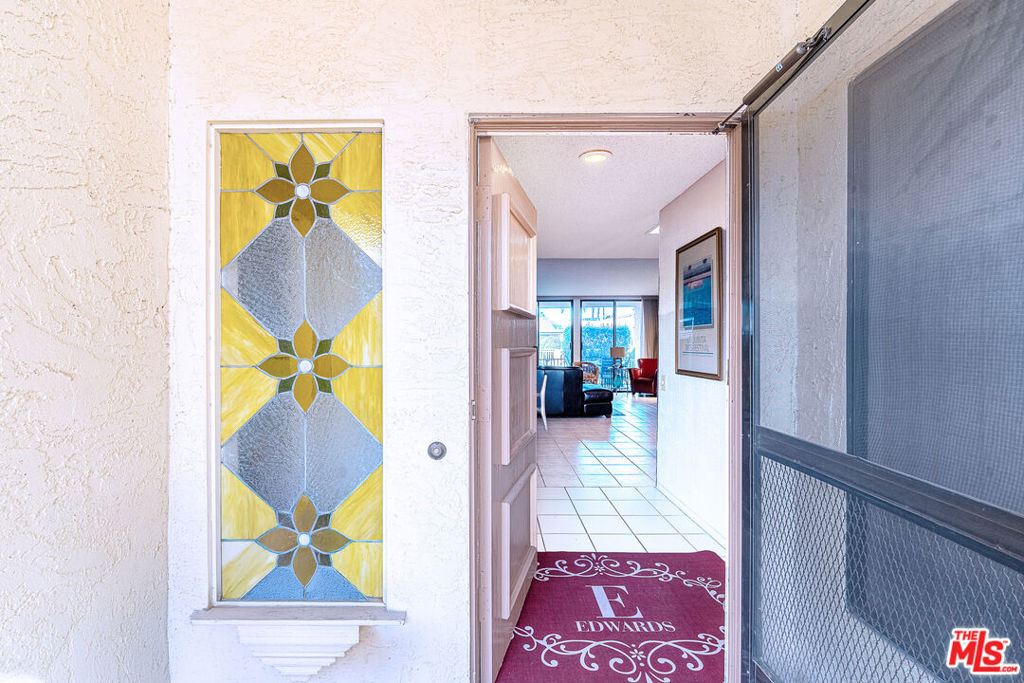 2163 S Via Mazatlan