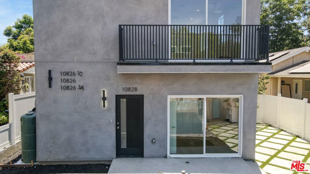 Properties 2 10828 Hesby Street