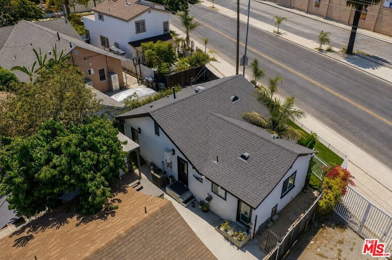 2016 10th Avenue