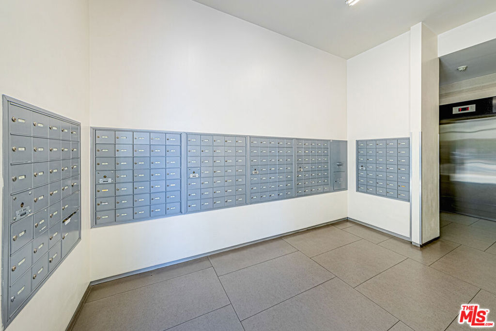 1234 Wilshire Boulevard 405