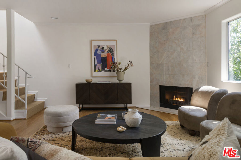 4003 Sunset Drive 8
