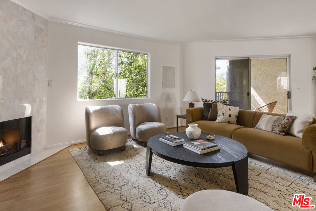 4003 Sunset Drive 8