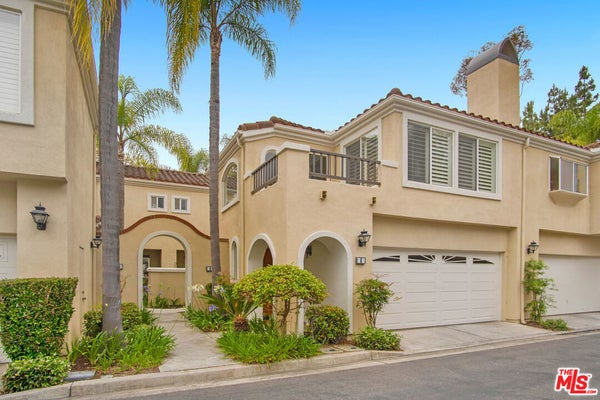 8 SAGUNTO, ALISO VIEJO, CA 92656 - Image 20657e8ab1d1b96cfd5ea6487ea4aa18/4272089150