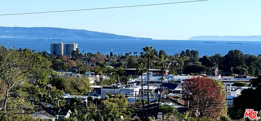 15318 Whitfield Avenue