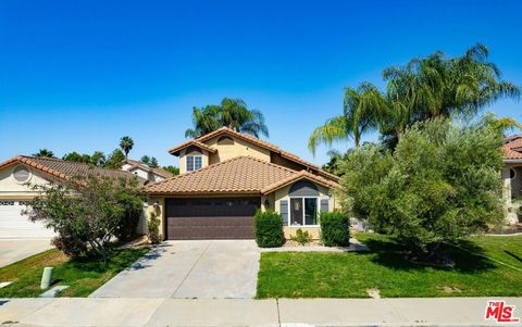 Photo of 29781 Calle San Martine, Menifee, CA 92584 (MLS # 26833697)