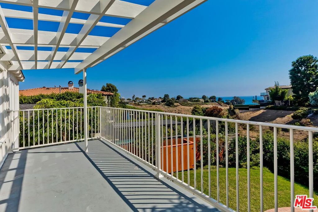 424 Lombard Avenue