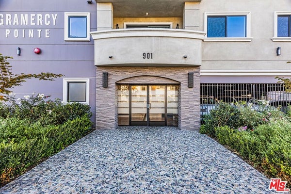 901 S GRAMERCY DR UNIT 202, LOS ANGELES, CA 90019 - Image 20b3e38e830dfc45f6f512b97b32ca6f/3041879314