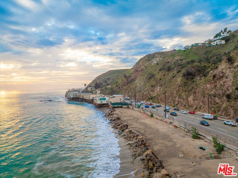 20610 Pacific Coast Highway