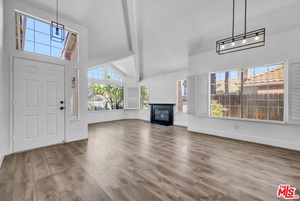 24445 Camino Vasco