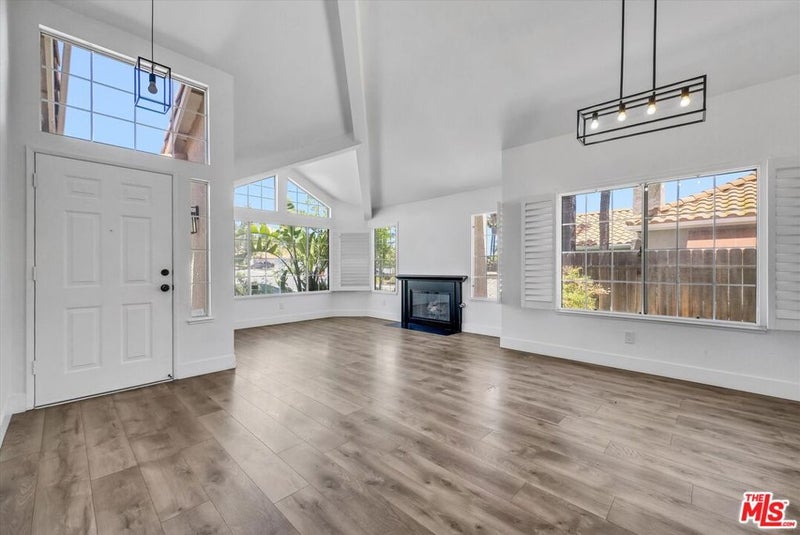 24445 Camino Vasco