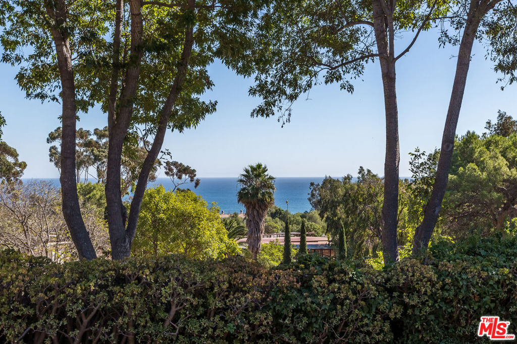 27349 Pacific Coast Highway