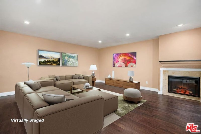 5845 Doverwood Drive 106