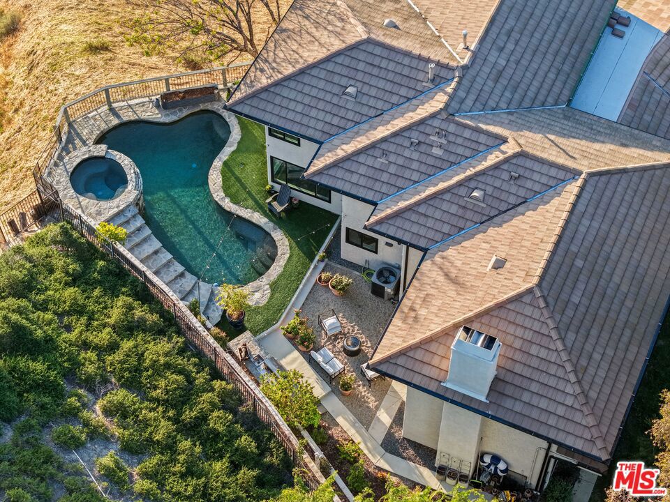 53 Saddlebow Road