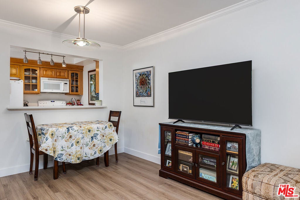 501 Palisades Drive 105
