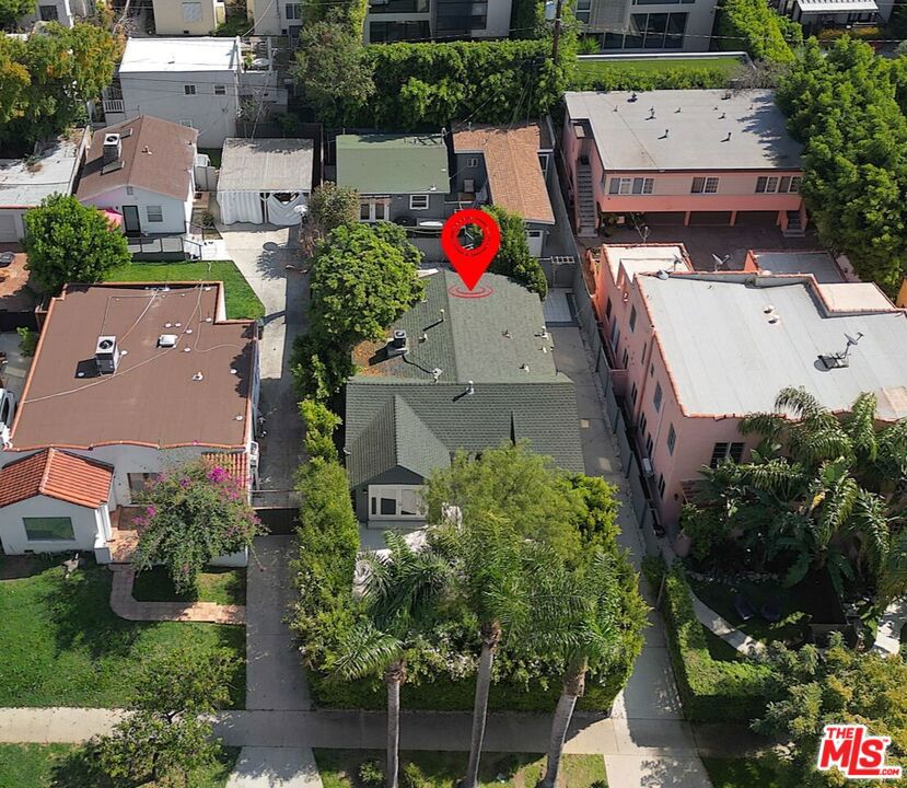 936 N Harper Avenue