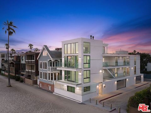 2419 Ocean Front Walk Venice CA 90291
