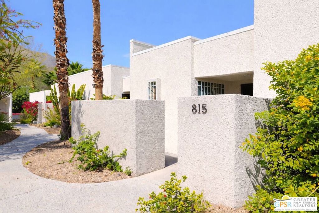 815 E Arenas Road
