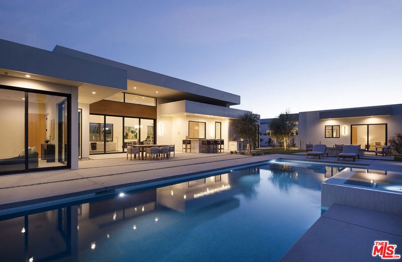 1 Nova Lane