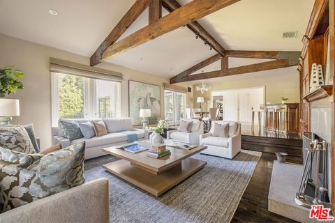 1265 Leona Drive Beverly Hills CA 90210