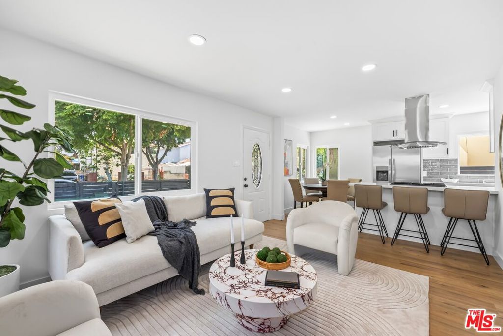 3032 La Clede Avenue