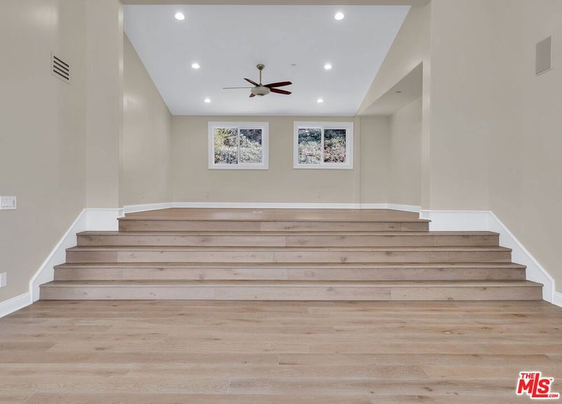 8041 Bulwer Drive