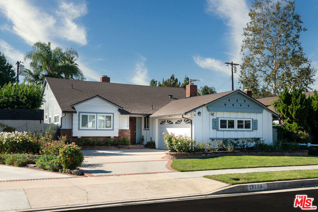 13238 Cumpston Street