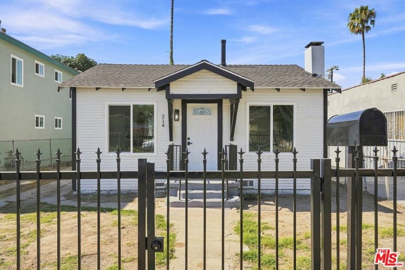 214 E 76th Place