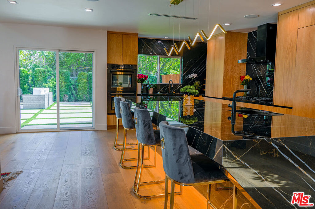 11848 Bel Terrace