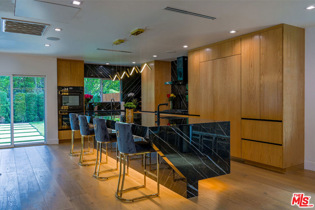 11848 Bel Terrace