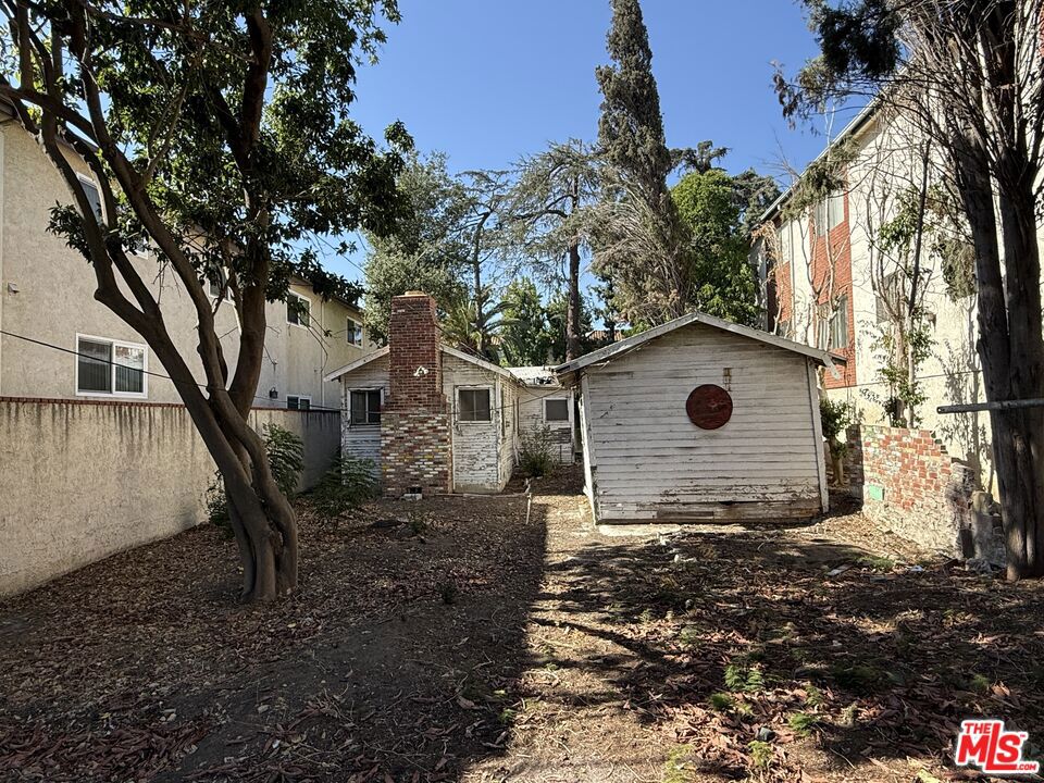 482 E Santa Anita Avenue