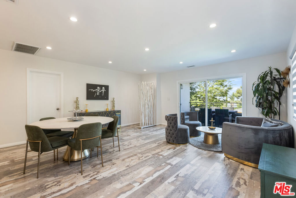 10315 Fairgrove Avenue