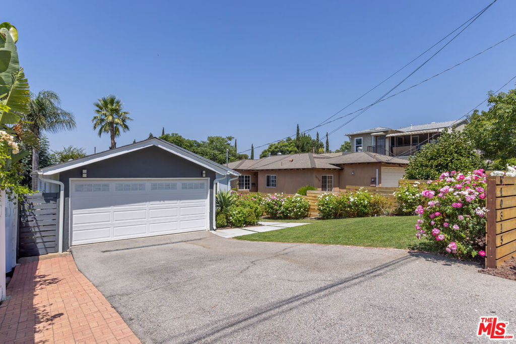 10315 Fairgrove Avenue