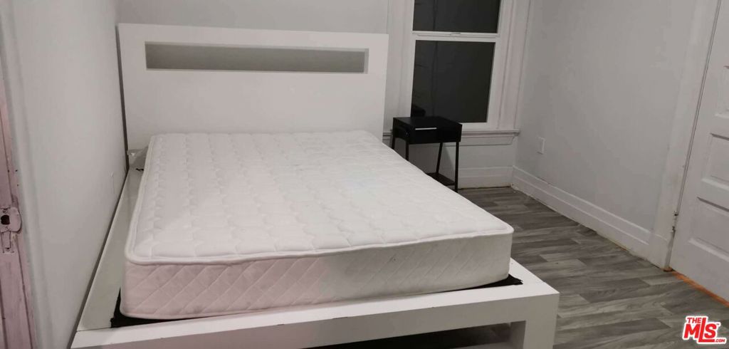 2705 S Normandie Avenue