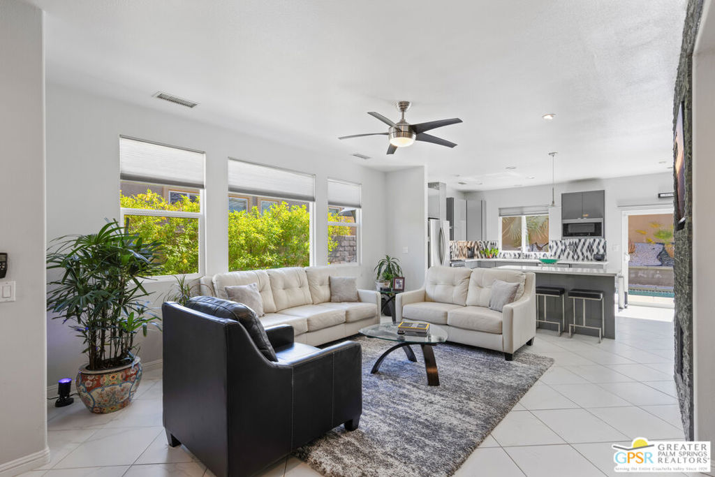 16 Shoreline Drive