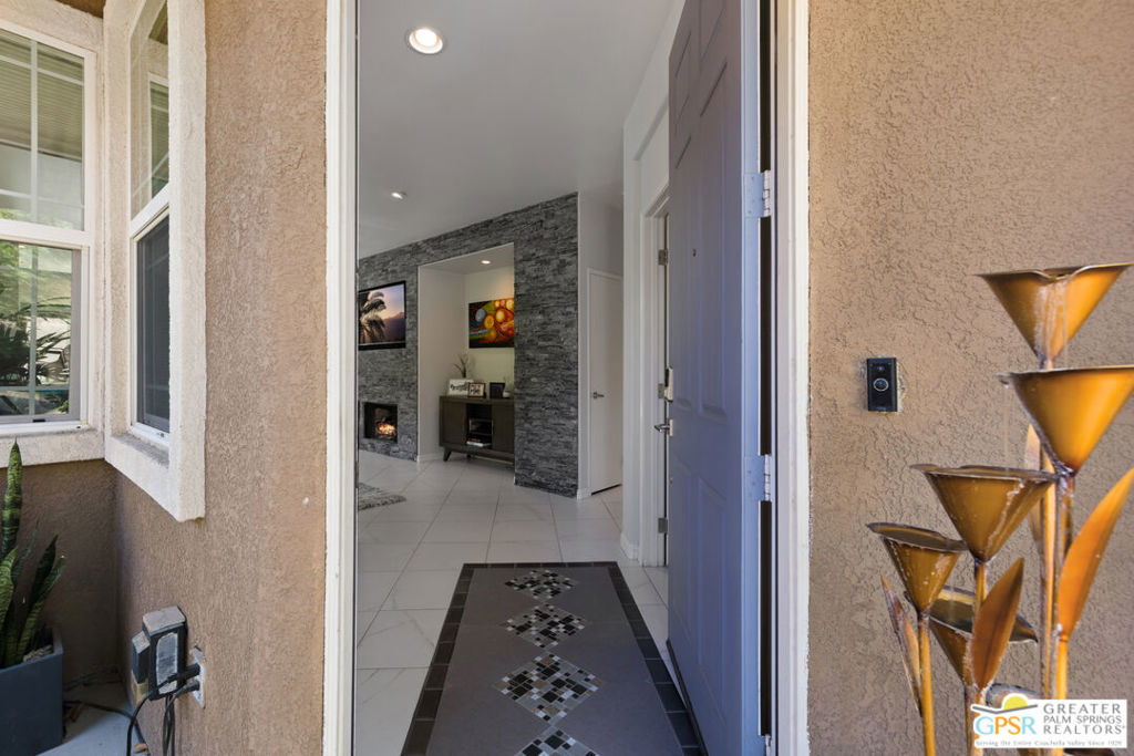 16 Shoreline Drive