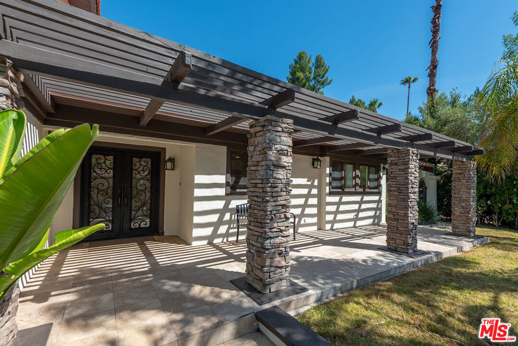 10 Baymare Road