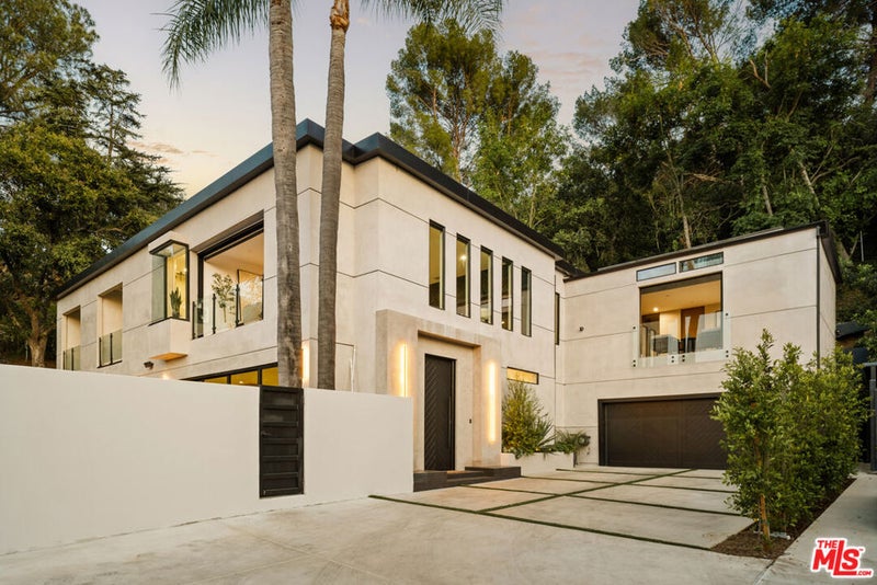 3208 Oakley Drive