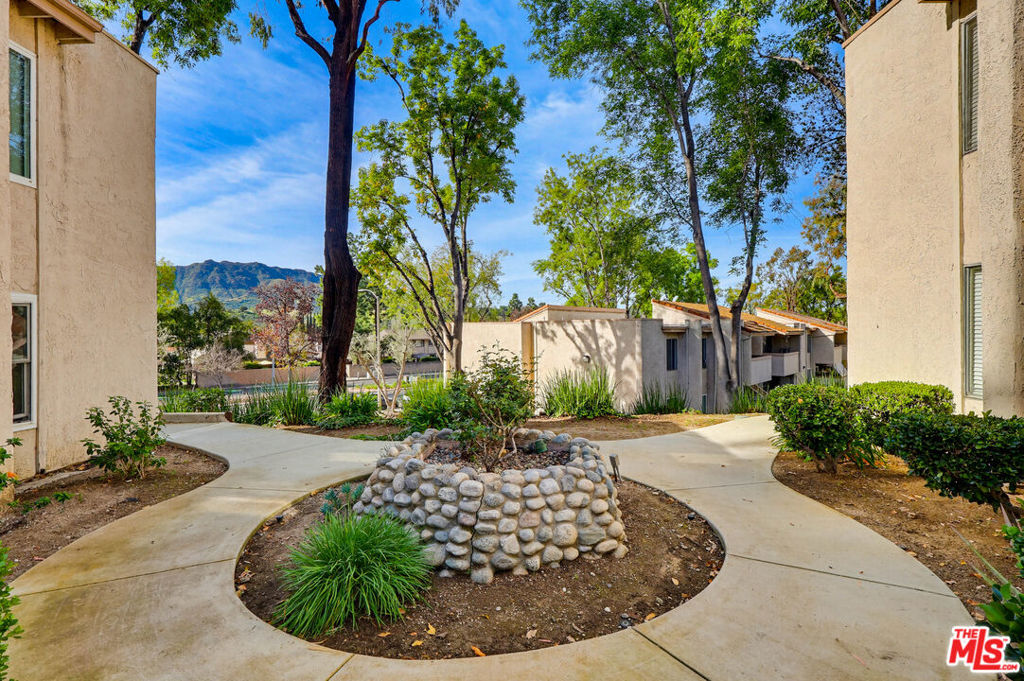 28915 Thousand Oaks Boulevard 190