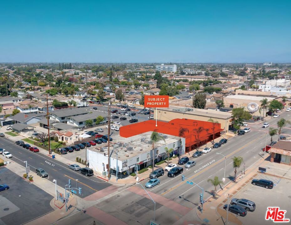 17047 Bellflower Boulevard