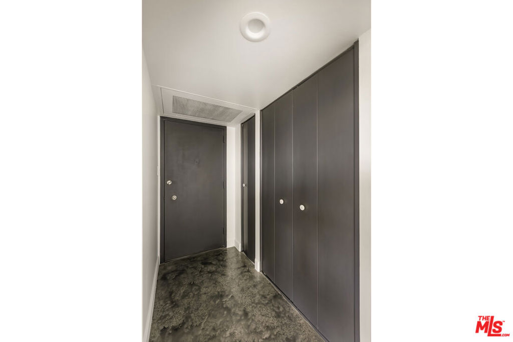 4411 Los Feliz Boulevard 901