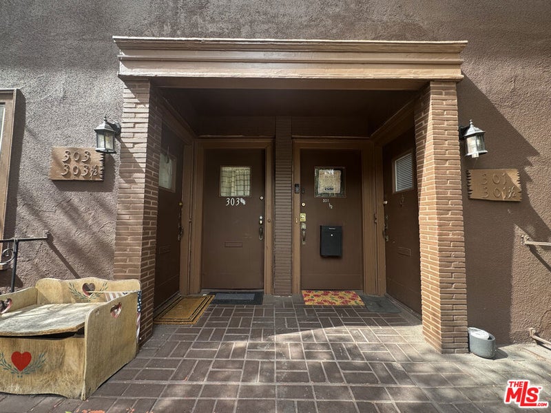 301 S Norton Avenue